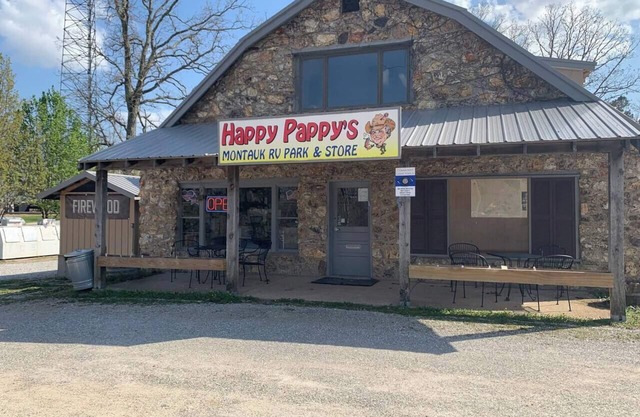 Pappys Trout Lodge - 0.5 Miles from Montauk State Park