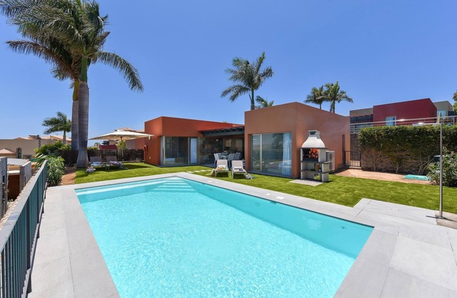 Par 4 Rental 10 Salobre by VillaGranCanaria