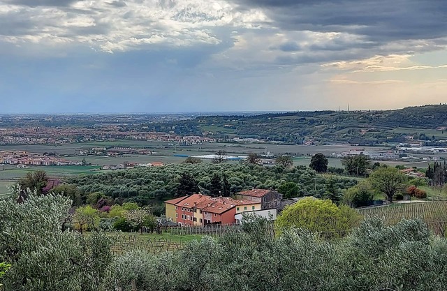 Paradise among the hills of Verona CIN:IT023091C2DBV99YCY