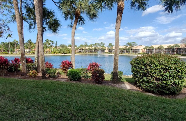 Paradise Awaits at Falling Waters 2BR/2 Bath Condo