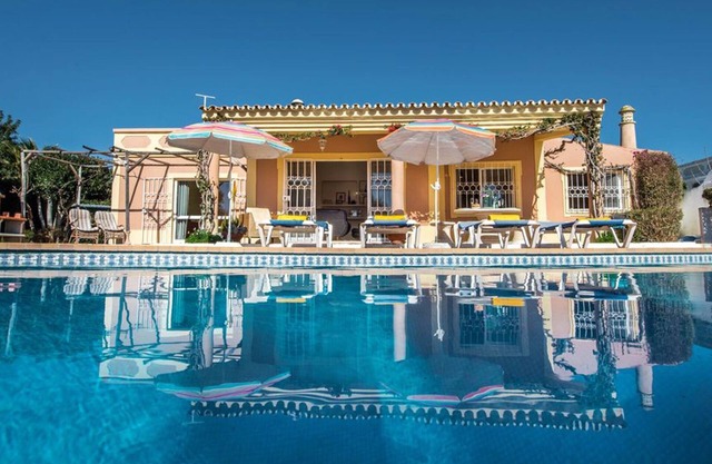 Villa mit eigenem Pool, WiFi Internet