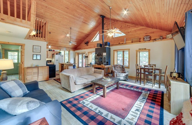 Paradise Cottage: Trail Access Nearby