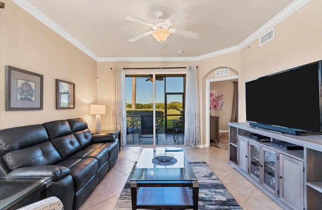 Paradise! - Country Club Golf Resort with lots of amenities!