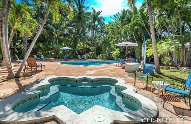 Paradise Grand in Key West