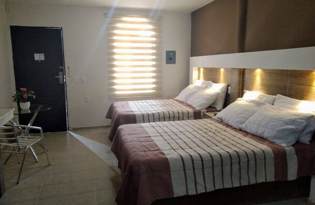 PARADISE HOUSE Zimmer "Micos"