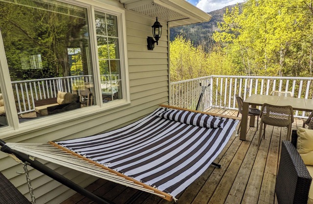 Paradise in Nelson - 5 bedrooms Family Home