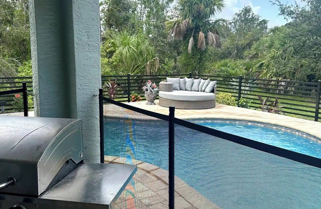 Paradise in Port Charlotte