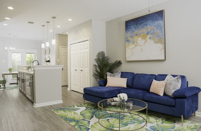 Paradise Oasis Beautiful Gated Home Near Medical Center