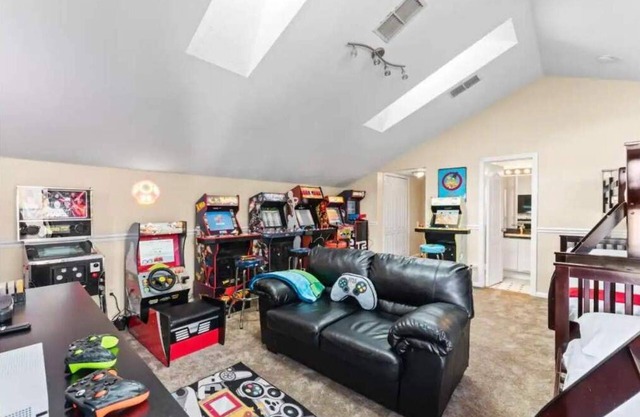 Paradise Playhouse Sleeps 10 Arcade Poker Rm