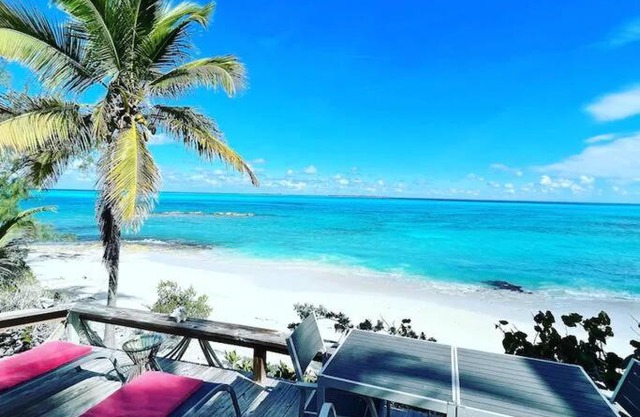 Paradise Point Ocean Front Home-Close to Airport