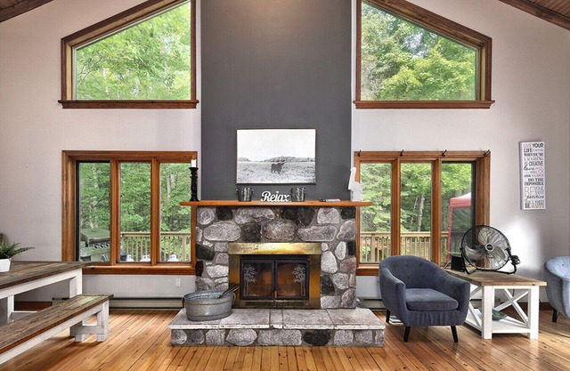 Paradise Retreat * Wilderness * Sauna * Hot Tub *
