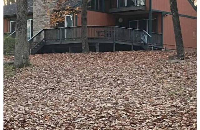 Paradise rediscovered 3-bedroom chalet in amenities rich lake community