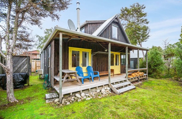 Parehopu Lake House - Taupo Ferienhaus