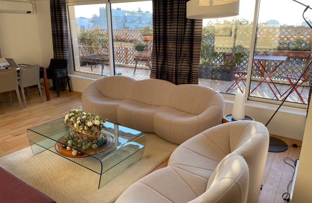 Apartment-Exklusiv-Ensuite-Blick auf das Wahrzeichen-Climatisation