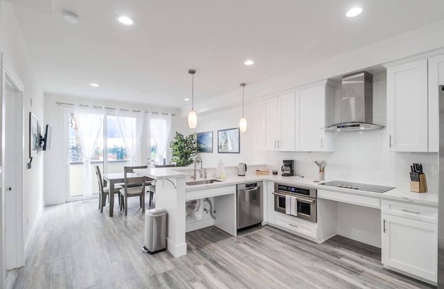 Park Blvd Paradise 301, ADA compliant, with a Spa