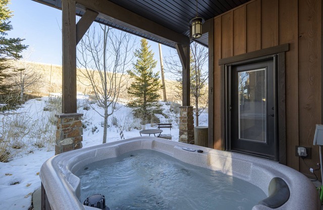 Park City Hideout: Luxury Escape with Mountain and Water Views!