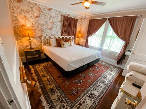 Park Place Inn and Cottages