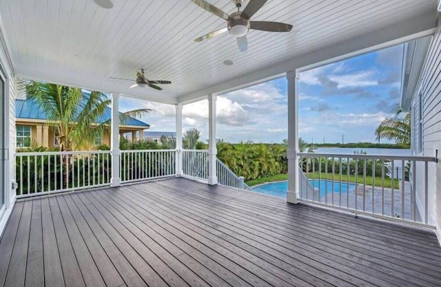 Parking, Heated Pool, Pet Friendly - Seagate House