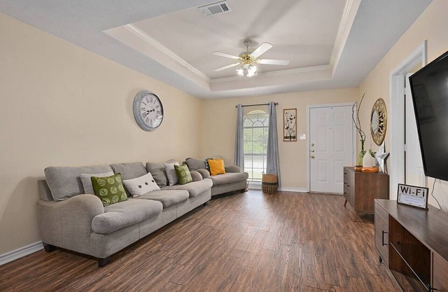 Parkside at Wolfpen ~ Look no further for a convenient stay!