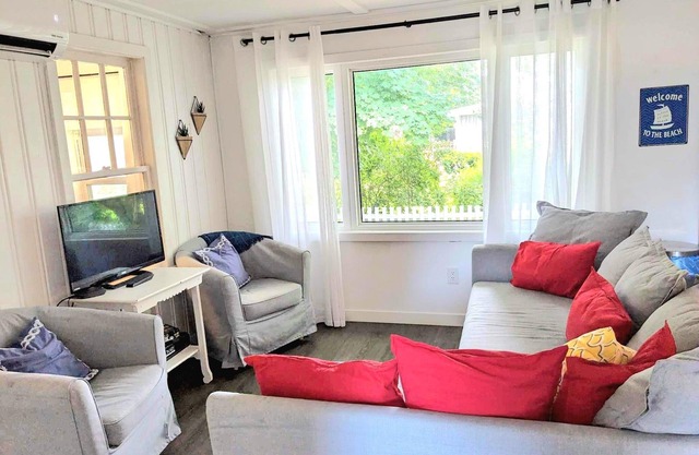 Parlee beach family getaway cottage
