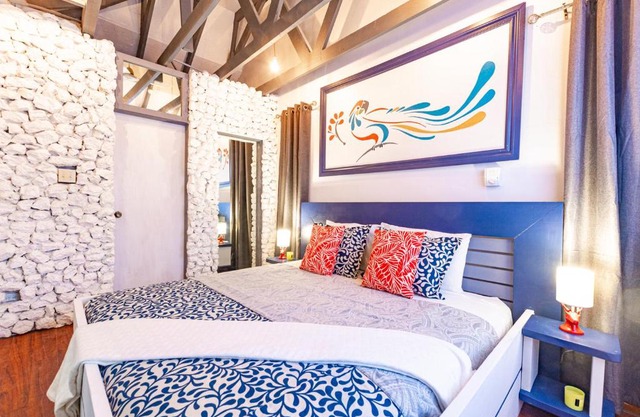 Parrot Cottage at Viking Hill - Love Beach