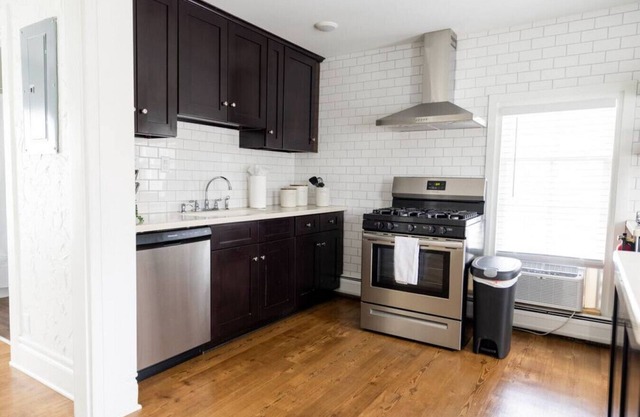 Parsonage and Main Street Suite - Millpond Inn