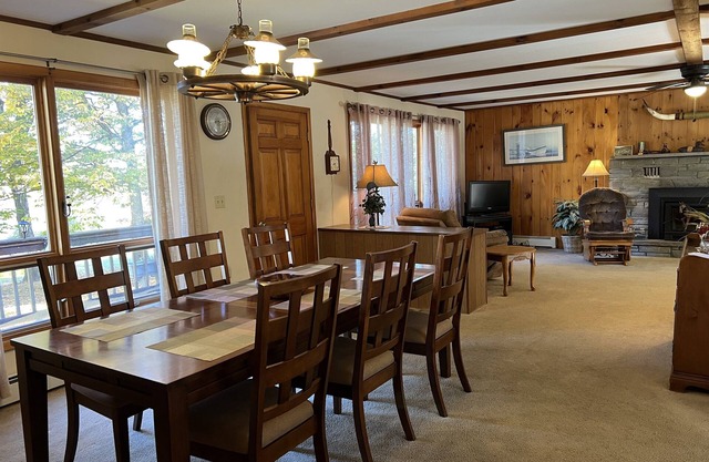 Partridge Pond - Serene country getaway - less than 1/2 mile to CDP, fire pit