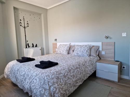 PASARELA ALMOZARA HOME & Parking gratis