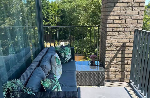 Pass the Keys | 2 Bed Beckenham apartment w/24h Gym and Work Hub