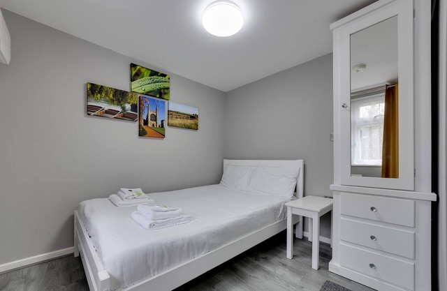 Pass the Keys | Beautiful Self Contained Garden Annex