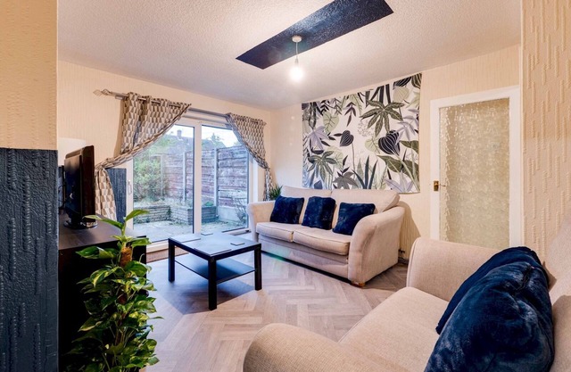 Pass the Keys | Cheerful 2 bedroom home in Whitefield
