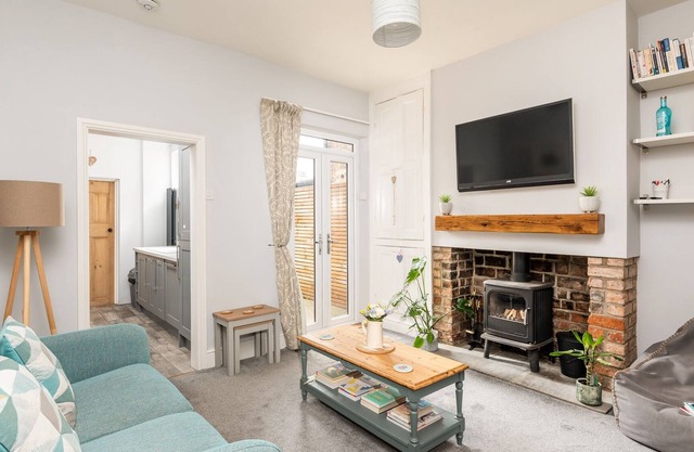 Pass the Keys | Cheerful Home in York Close to City Centre