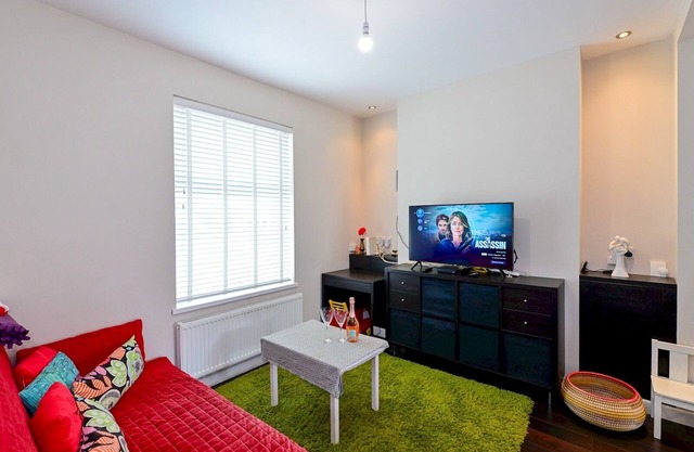 Pass the Keys | Cozy family home near Cardiff Centre