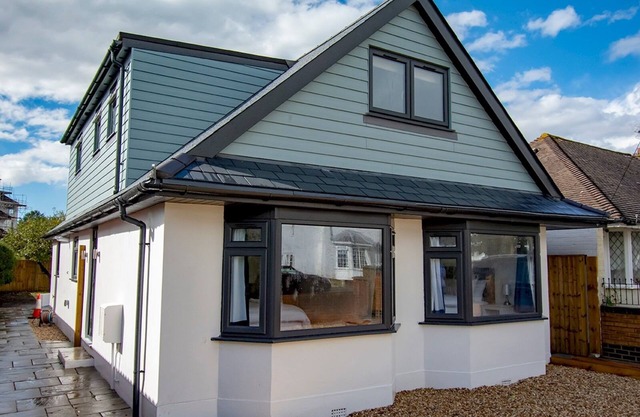 Pass the Keys | 'Sea Breeze' Dorset Dream Holiday Home