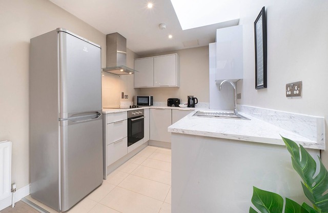 Pass the Keys | Stunning 2BR Apt in Fab Location with Top Amenities