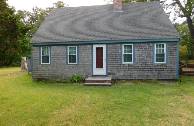 Path to Pond, Private Location, Sweet Home! (CS0031)