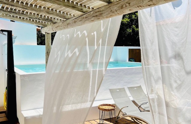 PÁTIO DOS 8 Welcome to a peaceful Alentejo, between the countryside and the sea