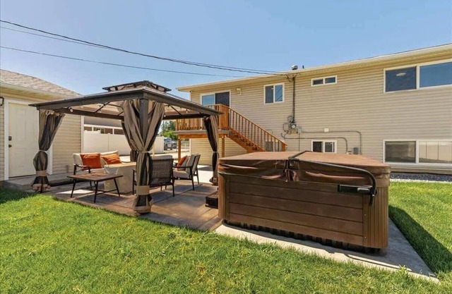 Patio, Parks Close By, Half Basketball Court