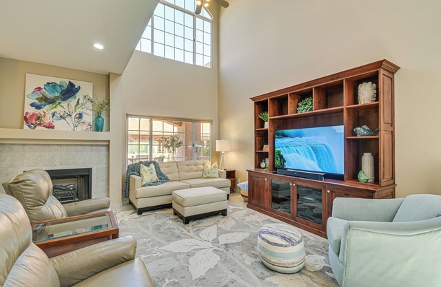 Patio & Pool Access: Lake Havasu City Gem