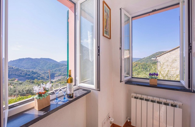 Paulotti Antico Borgo First Floor, Ne, Italy