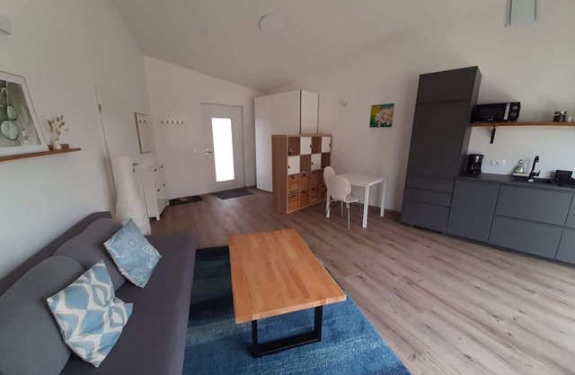 Pavillon nahe Stadtzentrum - Appartement/Fewo, Bad, WC, Terrasse