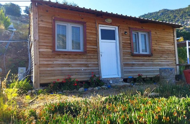 Pavlonya Bungalows