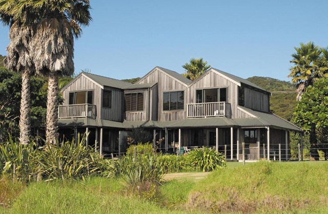 Pawhaoa Bay Villas