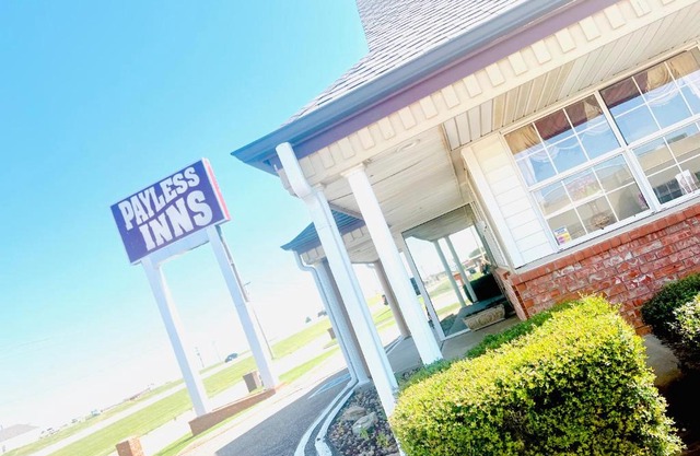 PAYLESS INN
