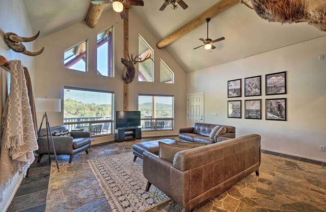 Payson Escape w/ Mtn Views & Fire Pit!