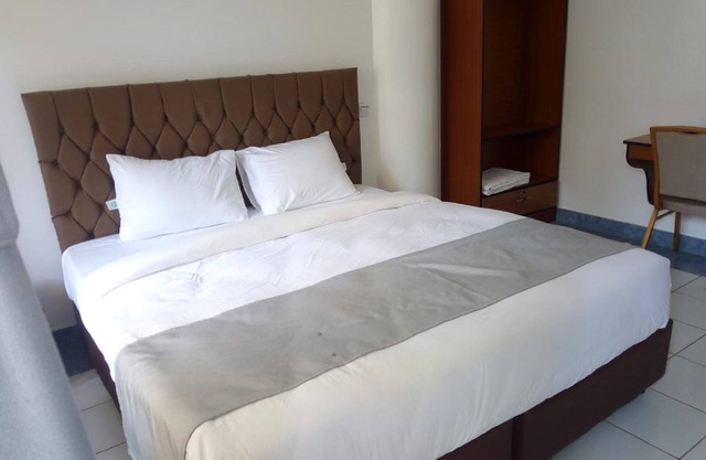 Pazuri Kitale Highway View