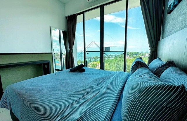 PD D’Wharf Seaview & Sunset Suite (Up to 6 Pax)