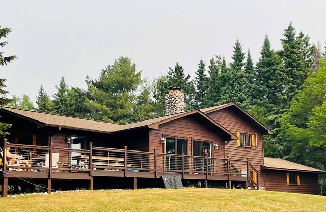 Frieden des Geistes auf Namakagon ist ein 5 Schlafzimmer 2 Bad mieten zu Hause.