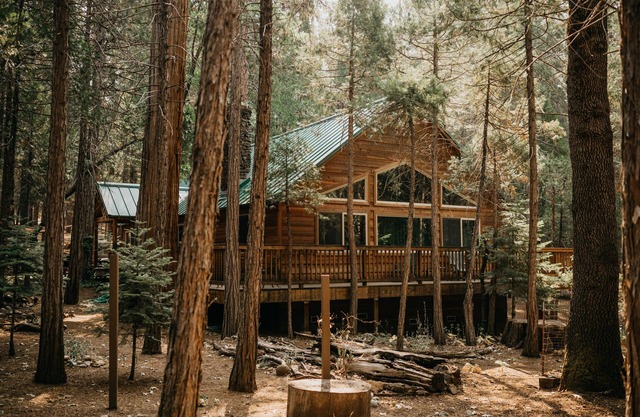 Peace of Mine - Cabin inside Yosemite! - Dog Friendly!
