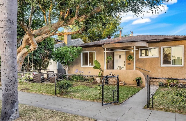 Peaceful 2-bedroom house, 15 min from downtown San Diego